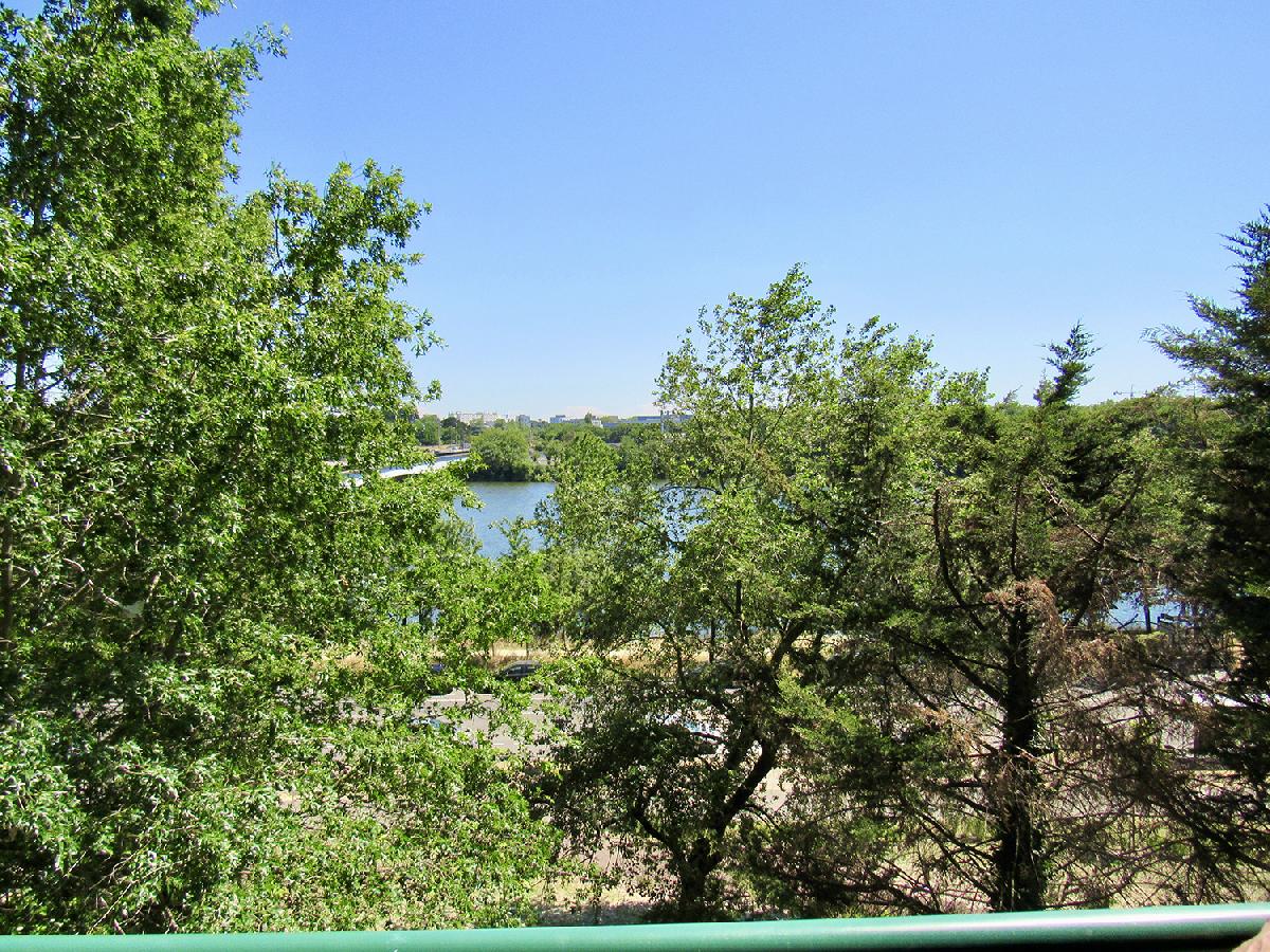 Appartement avec balcon et vue sur Loire