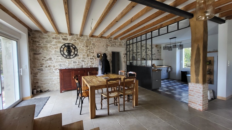 Le Bignon -belle maison ancienne rénovée sur parcelle de 2000 m2